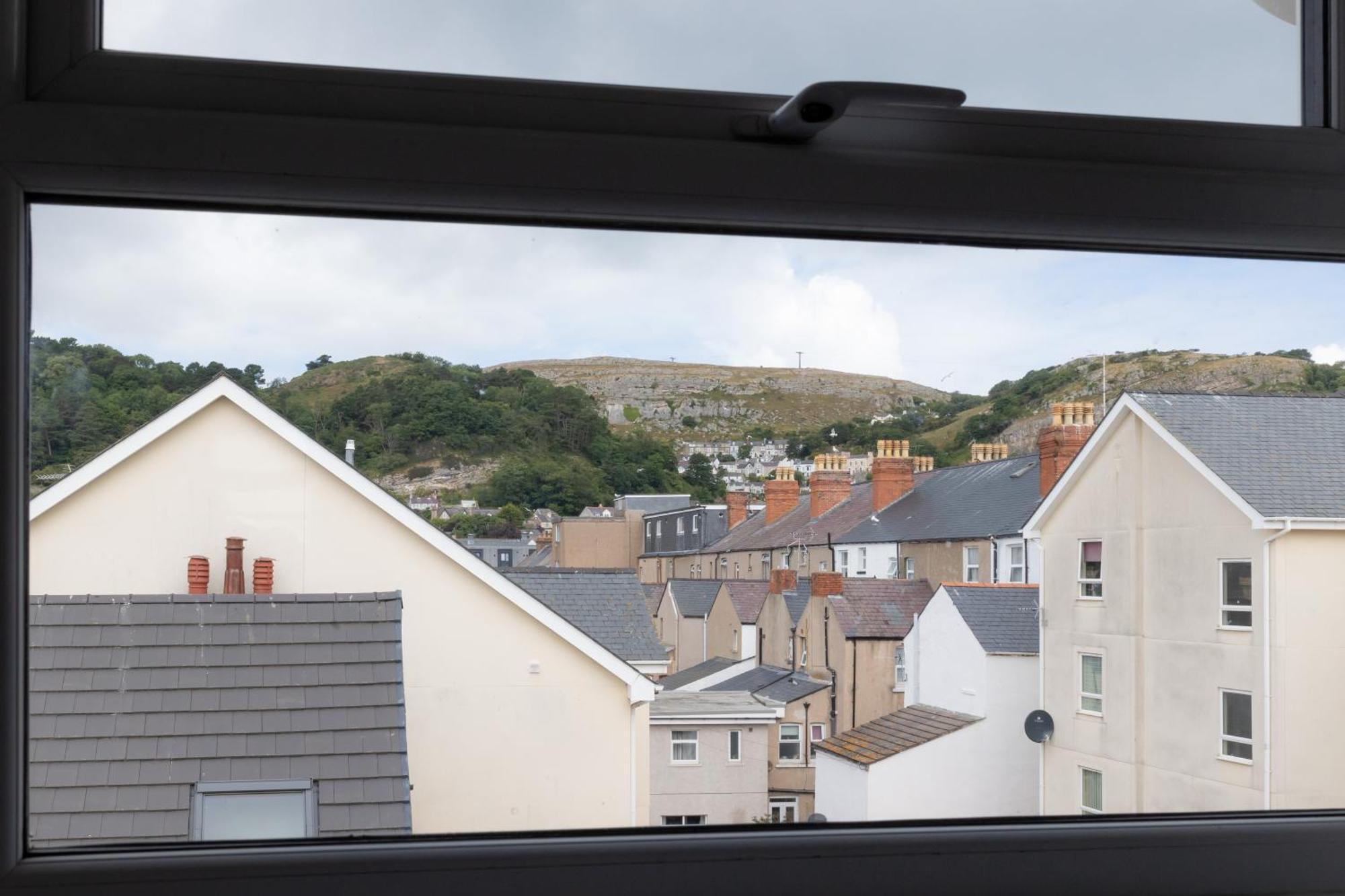 The Cadnant Holiday House Llandudno Exterior foto